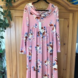 NWT Floral Mother Bee Maternity Dress Size Large